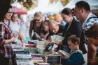 Рекорд на кампанията „Стара хартия за нова книга“ в София – 4073 деца предадоха над 22 тона хартия Рекорд на кампанията „Стара хартия за нова книга“ в София – 4073 деца предадоха над 22 тона хартия