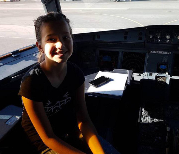 За Първи юни деца станаха пилоти в „България Ер“