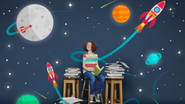 Мобилен планетариум посреща старозагорските деца с космически подаръци и 360-градусов екран