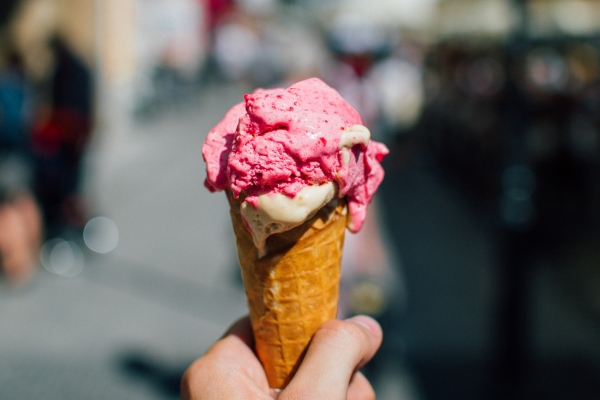 За по-здрави деца: известен производител на сладоледи спира рекламите на храни и напитки за деца под 12 години
